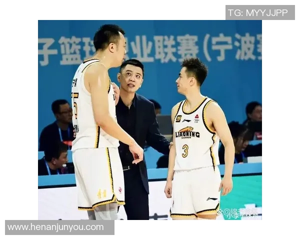 CBA焦点对决浙江稠州迎战首钢争夺季后赛席位的关键战役