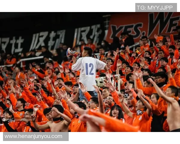 山东鲁能迎战北京国安争夺中超积分榜关键战役的胜利与荣耀