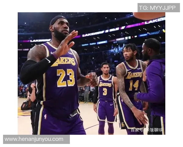 雷霆与活塞对决前瞻分析球队状态与战术布局全面解读 雷霆与活塞对决前瞻分析球队状态与战术布局全面解读