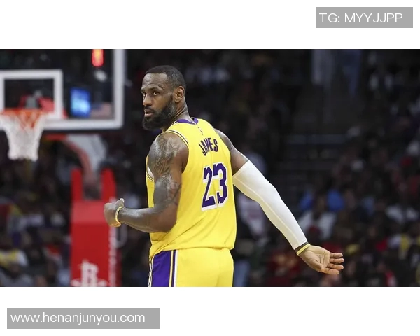 约什史密斯与詹姆斯的巅峰对决谁将成为篮球场上的传奇英雄 约什史密斯与詹姆斯的巅峰对决谁将成为篮球场上的传奇英雄