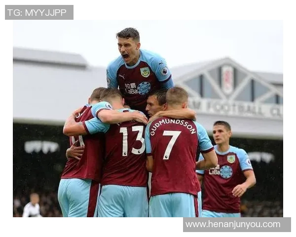 英超激战莱斯特城主场迎战伯恩利争夺宝贵三分之战 英超激战莱斯特城主场迎战伯恩利争夺宝贵三分之战