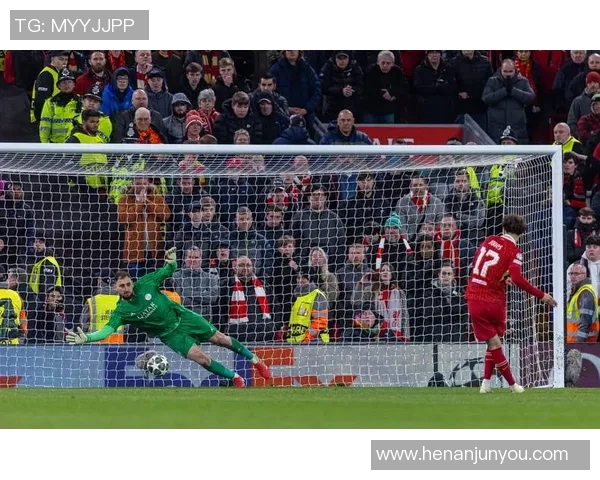 罗马与利物浦精彩对决录像回放全程回顾与精彩瞬间分析 罗马与利物浦精彩对决录像回放全程回顾与精彩瞬间分析