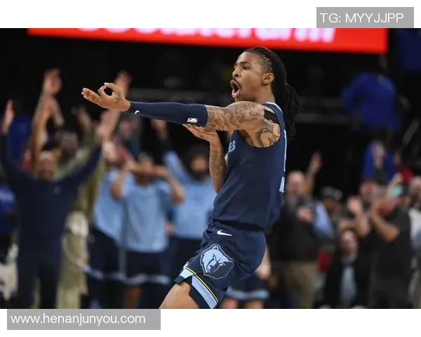 莫兰特解禁复出首战狂砍38分灰熊球迷齐声呼喊MVP荣耀