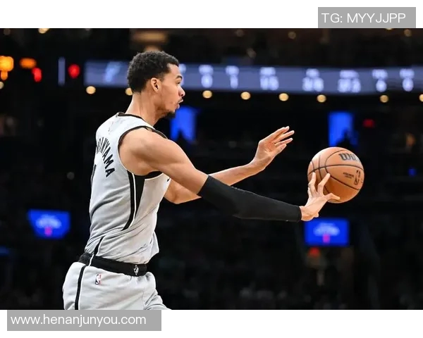 NBA马刺与雄鹿对决数据分析及比赛亮点回顾